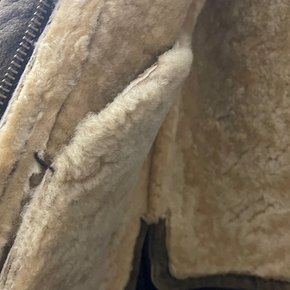 Genuine shearling coat in petite small - Picture 7 of 12